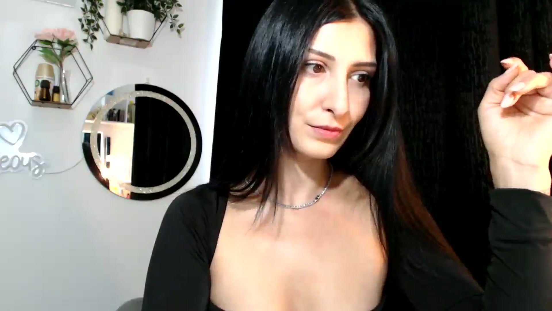 Gallery image thumbnail from MissLeanne's myfreecams stream on, 09/03/2025, 10:30 image 13 of 20