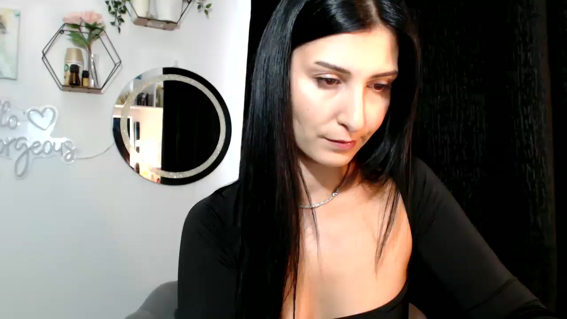 Gallery image thumbnail from MissLeanne's myfreecams stream on, 09/03/2025, 10:30 image 14 of 20