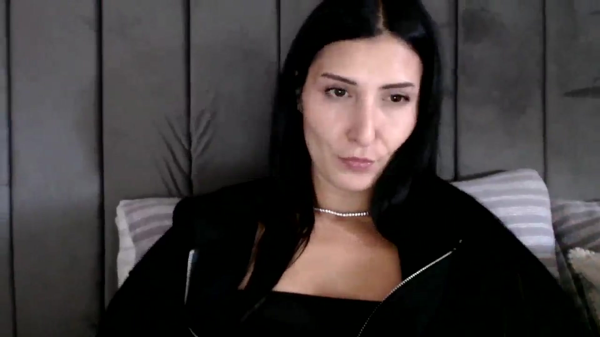 Gallery image thumbnail from MissLeanne's myfreecams stream on, 09/03/2025, 12:25 image 4 of 20