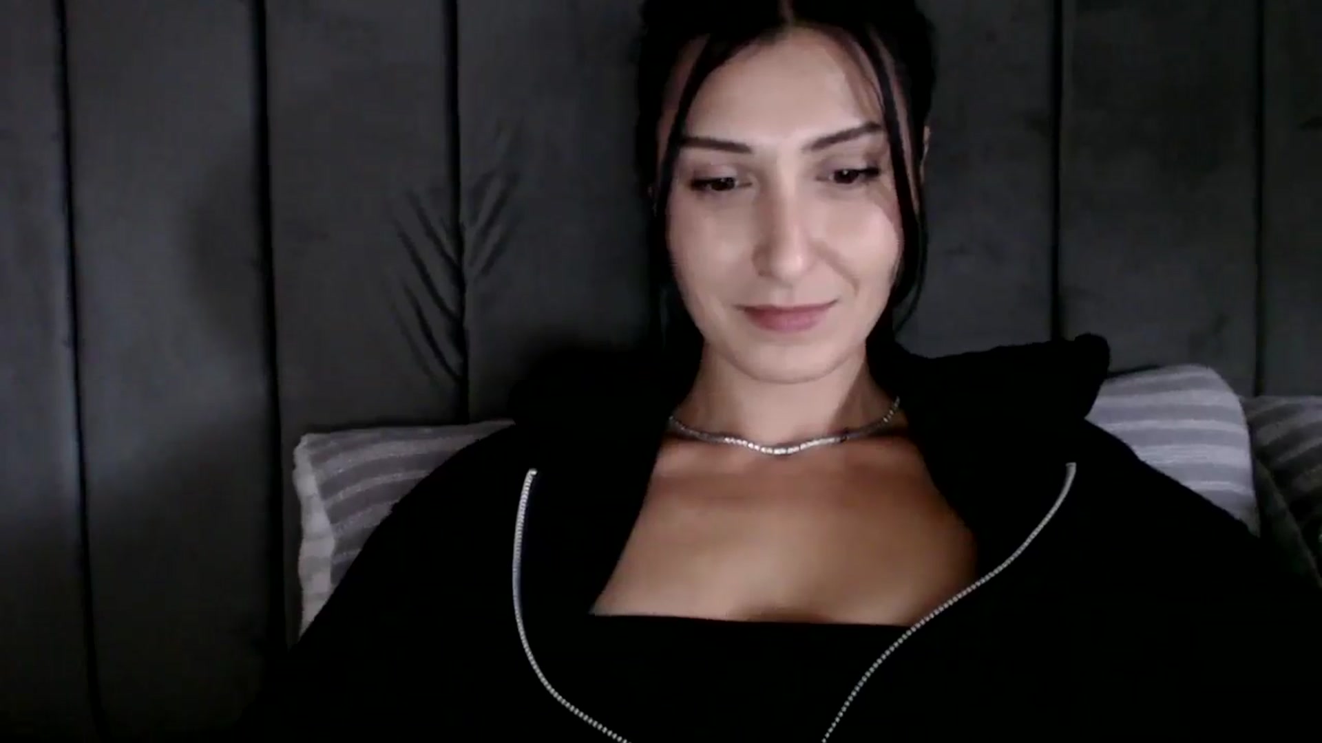 Gallery image thumbnail from MissLeanne's myfreecams stream on, 09/03/2025, 12:25 image 20 of 20