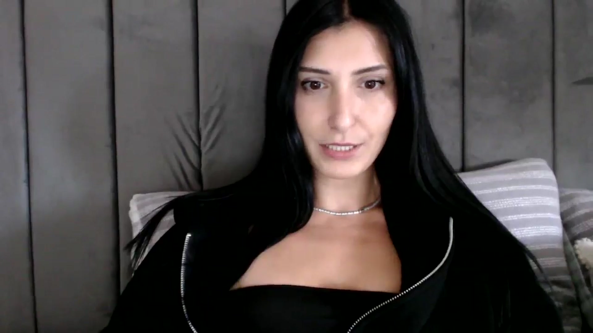 Gallery image thumbnail from MissLeanne's myfreecams stream on, 09/03/2025, 12:25 image 2 of 20