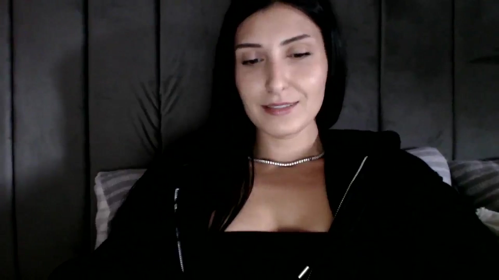 Gallery image thumbnail from MissLeanne's myfreecams stream on, 09/03/2025, 12:25 image 7 of 20