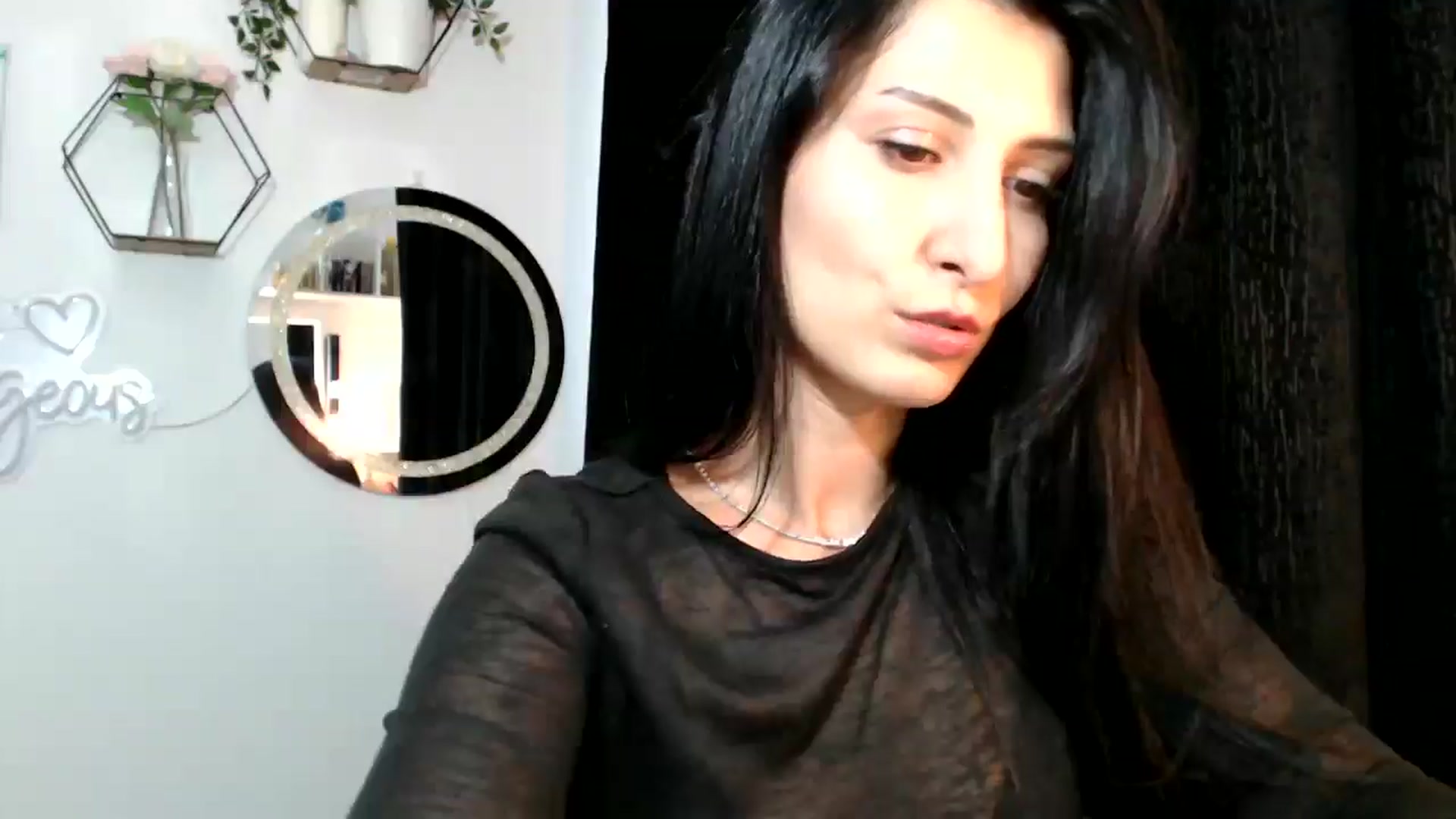 Gallery image thumbnail from MissLeanne's myfreecams stream on, 09/03/2025, 13:56 image 17 of 20