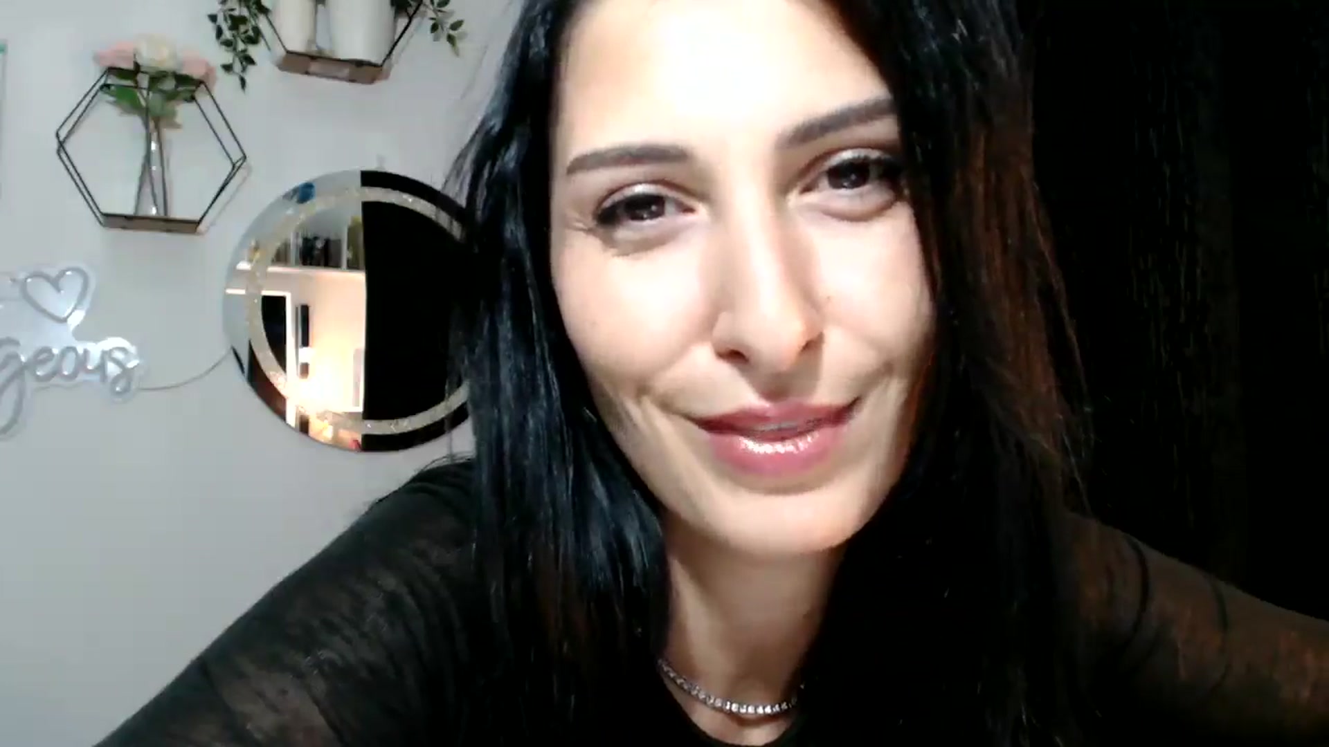 Gallery image thumbnail from MissLeanne's myfreecams stream on, 09/03/2025, 13:56 image 6 of 20