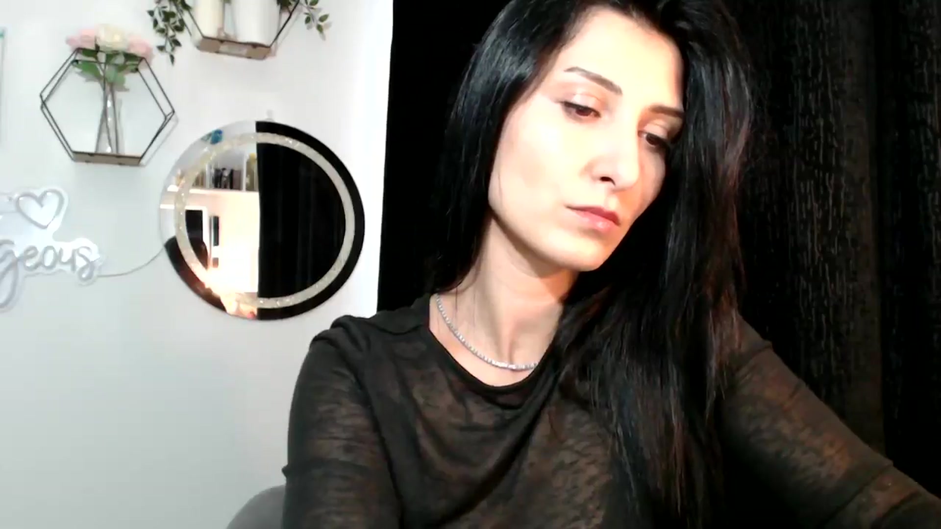 Gallery image thumbnail from MissLeanne's myfreecams stream on, 09/03/2025, 13:56 image 12 of 20