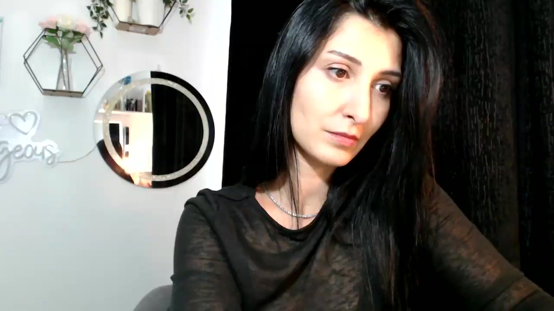 Gallery image thumbnail from MissLeanne's myfreecams stream on, 09/03/2025, 13:56 image 13 of 20
