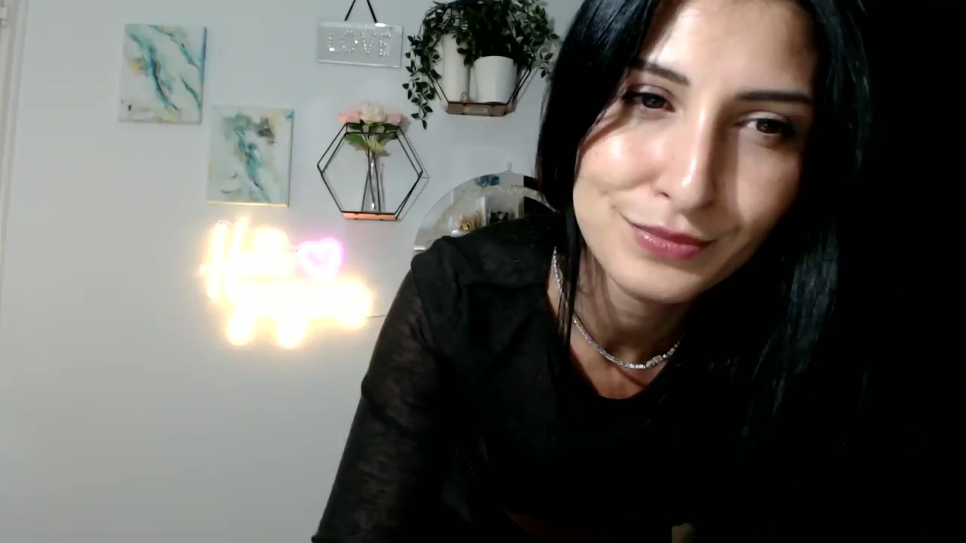 Gallery image thumbnail from MissLeanne's myfreecams stream on, 09/03/2025, 14:12 image 10 of 20