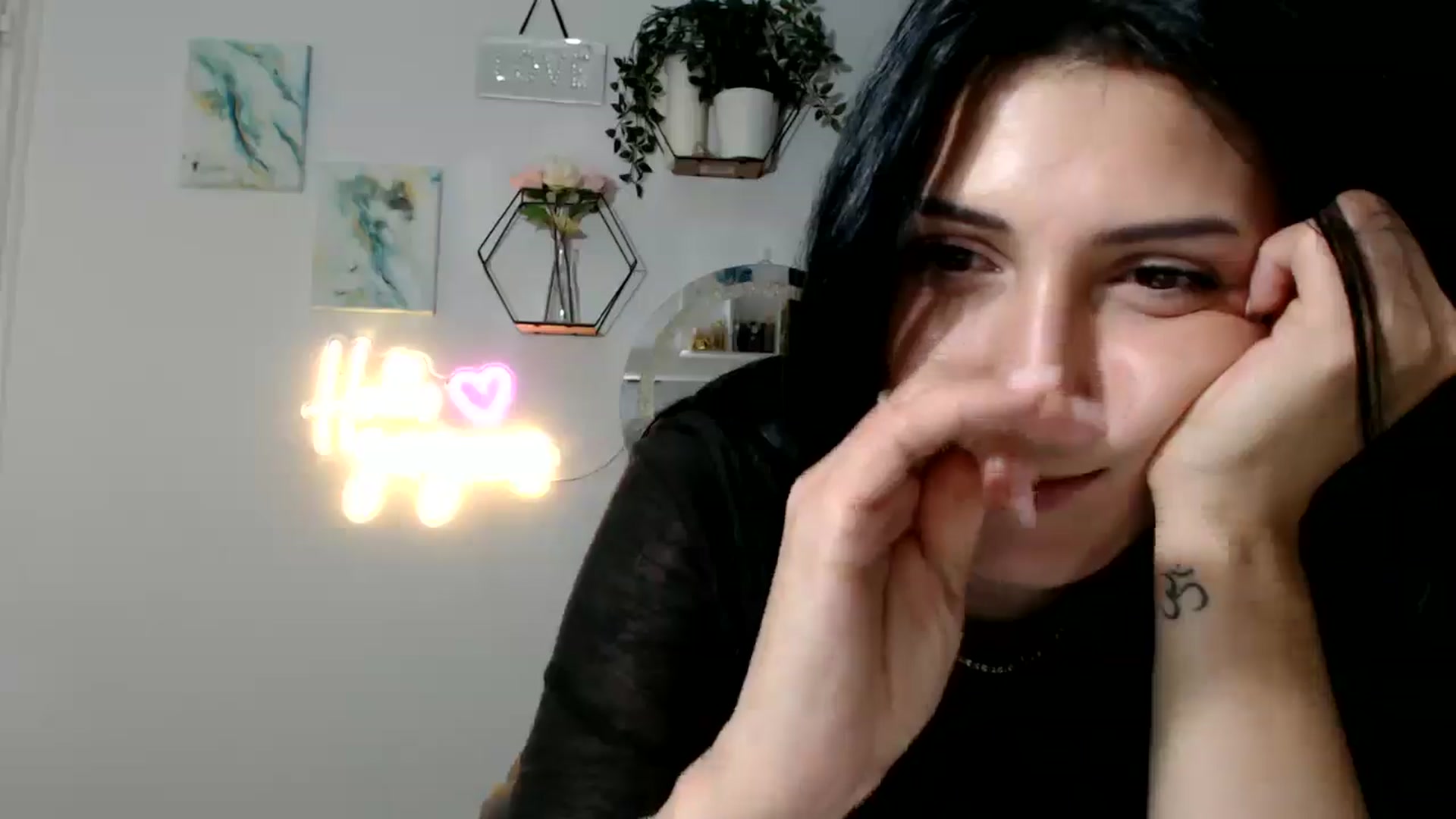Gallery image thumbnail from MissLeanne's myfreecams stream on, 09/03/2025, 14:12 image 12 of 20