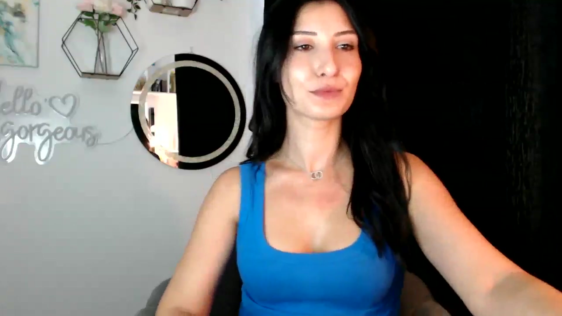 Gallery image thumbnail from MissLeanne's myfreecams stream on, 09/04/2025, 10:14 image 16 of 20