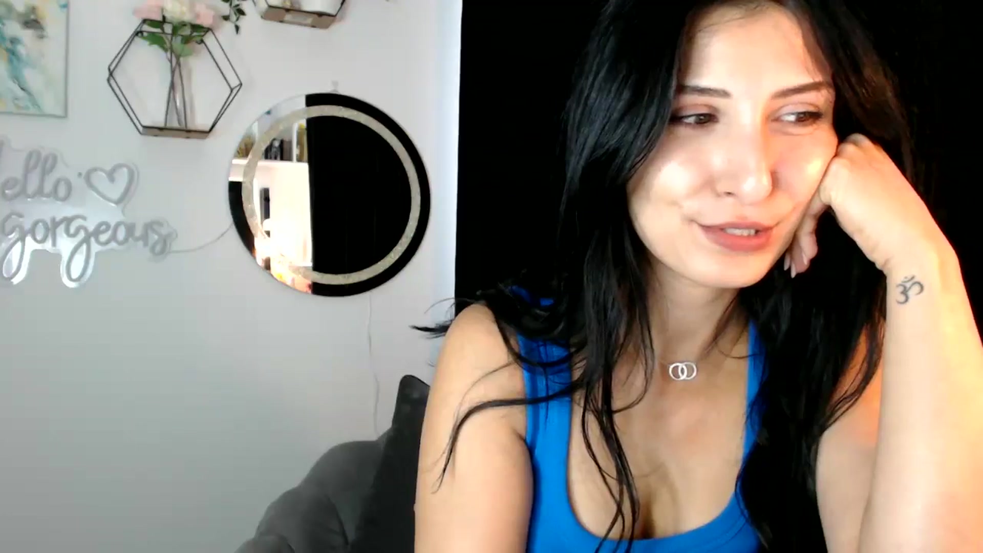 Gallery image thumbnail from MissLeanne's myfreecams stream on, 09/04/2025, 10:14 image 15 of 20