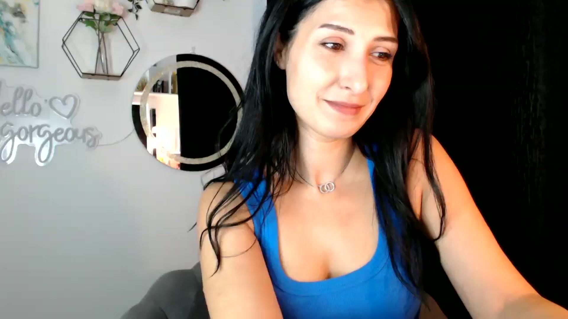 Gallery image thumbnail from MissLeanne's myfreecams stream on, 09/04/2025, 10:14 image 6 of 20