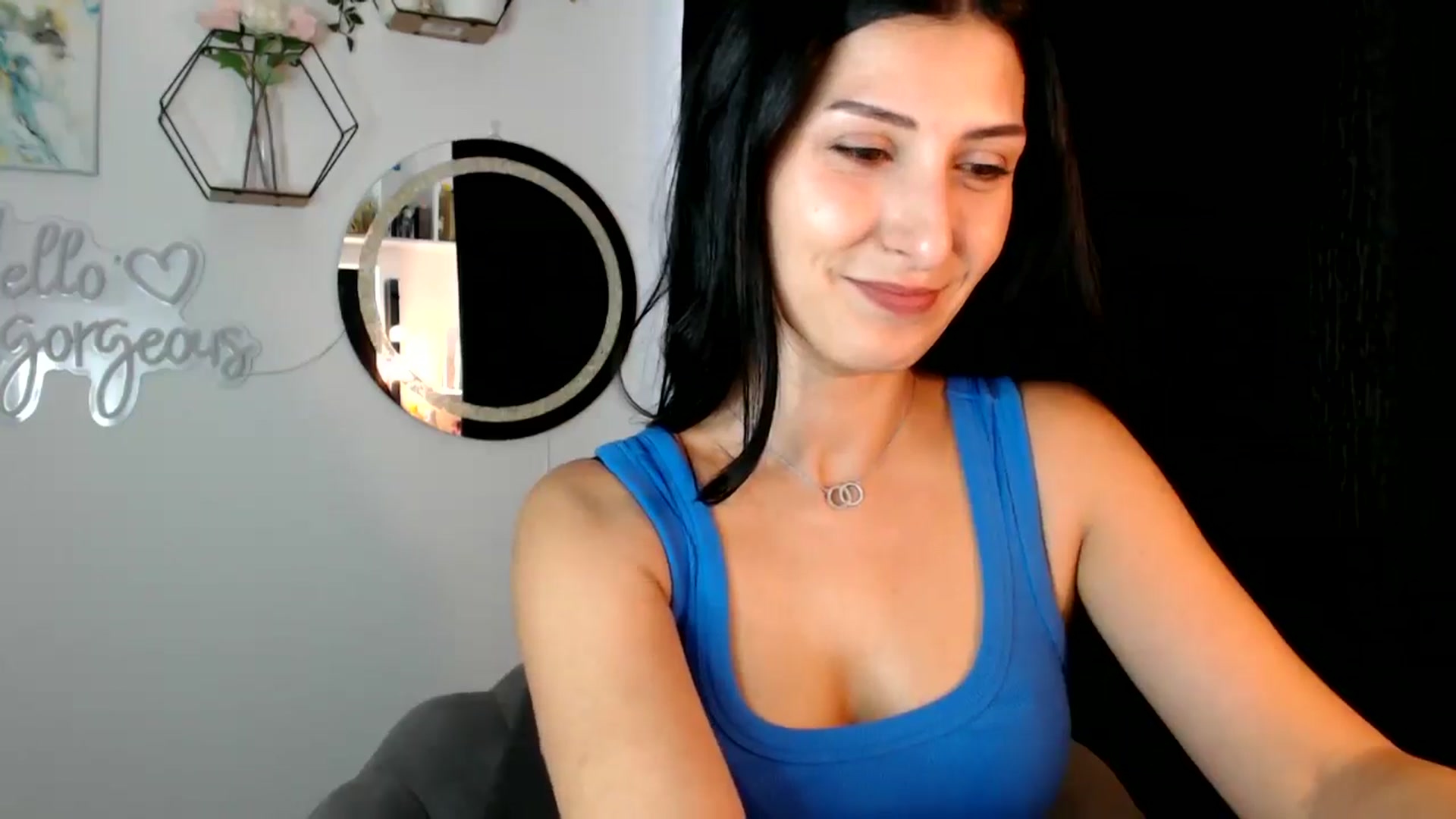 Gallery image thumbnail from MissLeanne's myfreecams stream on, 09/04/2025, 10:14 image 3 of 20
