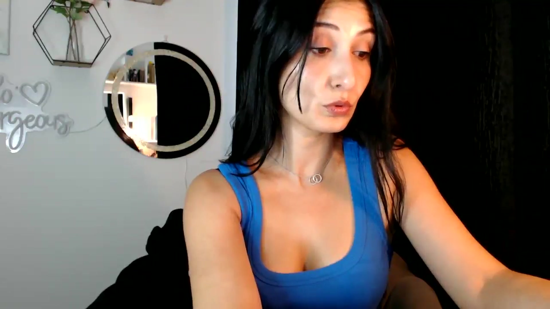 Gallery image thumbnail from MissLeanne's myfreecams stream on, 09/04/2025, 11:22 image 2 of 20