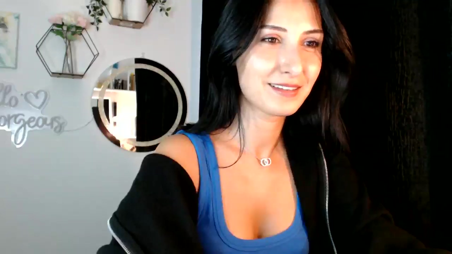 Gallery image thumbnail from MissLeanne's myfreecams stream on, 09/04/2025, 11:22 image 19 of 20