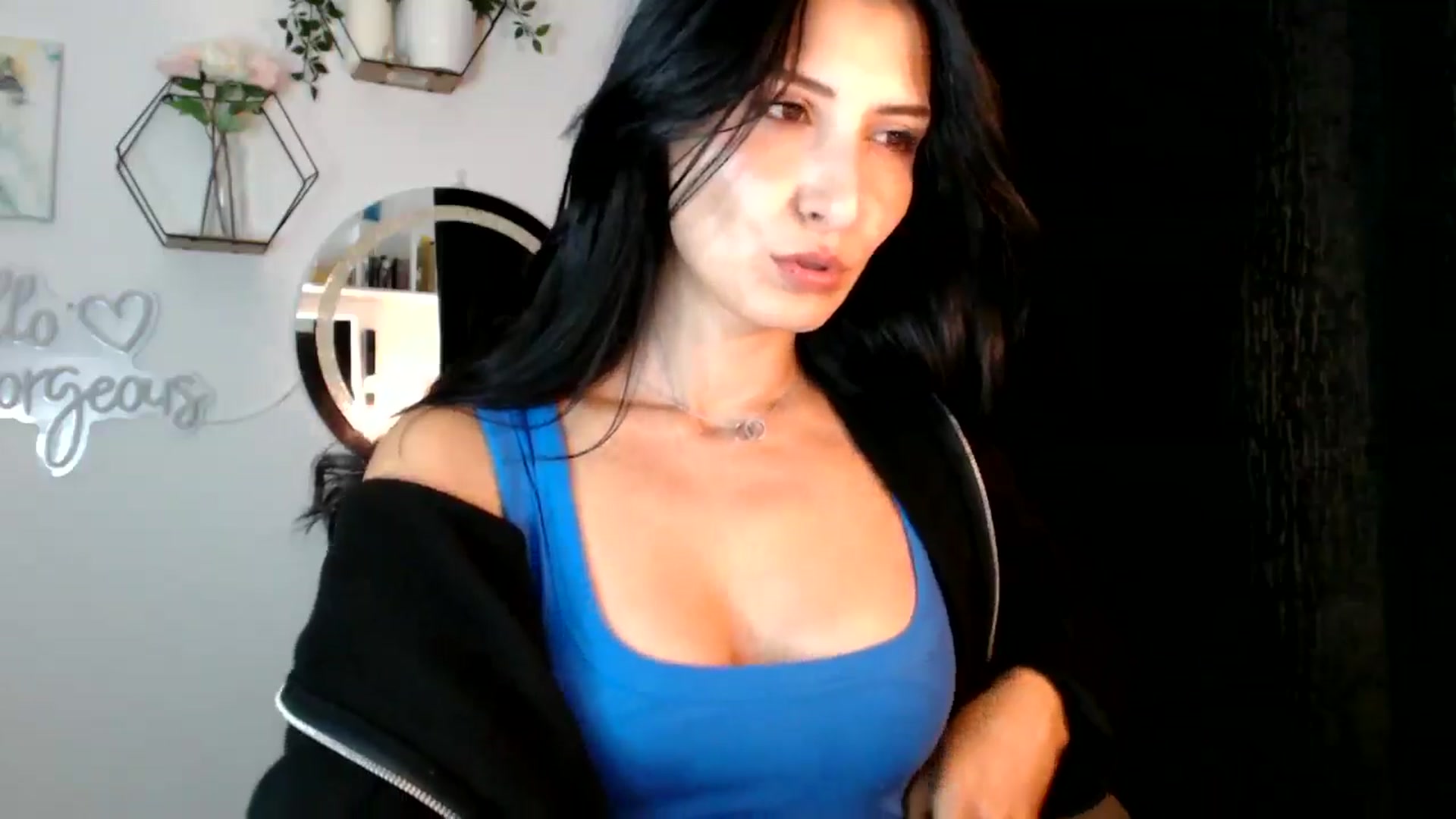 Gallery image thumbnail from MissLeanne's myfreecams stream on, 09/04/2025, 11:22 image 17 of 20