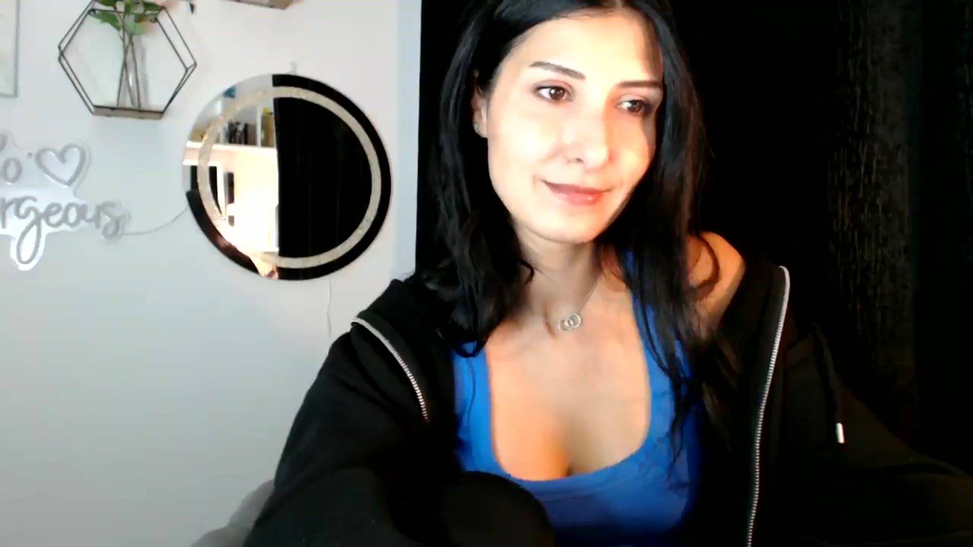 Gallery image thumbnail from MissLeanne's myfreecams stream on, 09/04/2025, 11:22 image 9 of 20