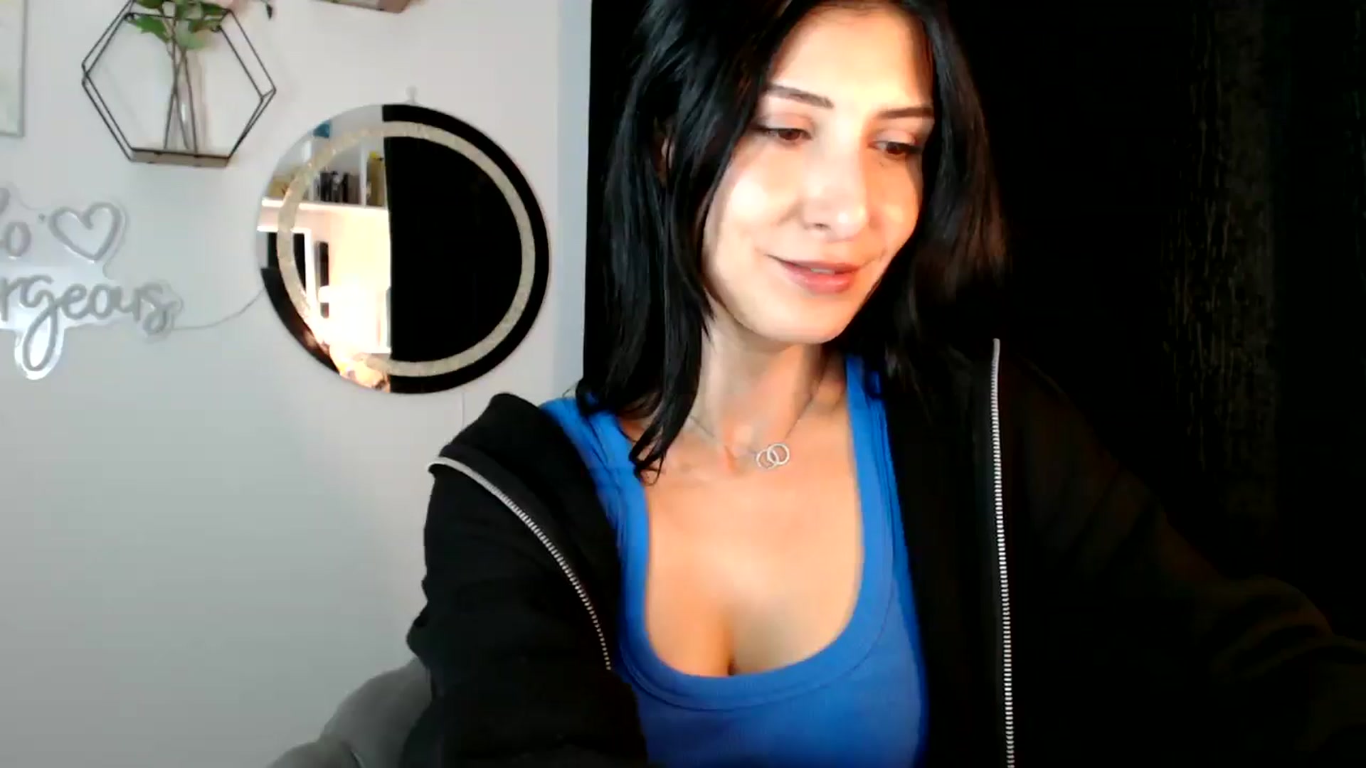 Gallery image thumbnail from MissLeanne's myfreecams stream on, 09/04/2025, 11:22 image 12 of 20