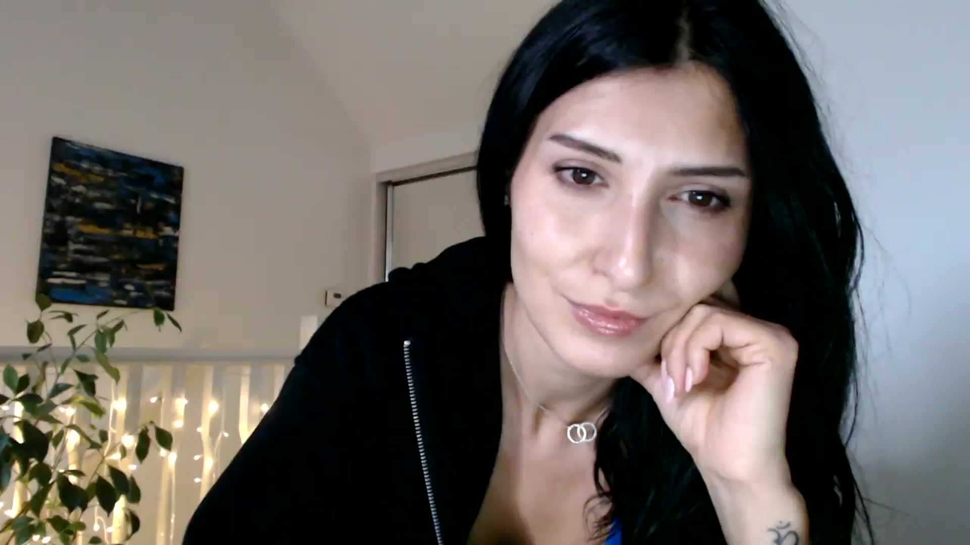 Gallery image thumbnail from MissLeanne's myfreecams stream on, 09/04/2025, 12:40 image 7 of 20
