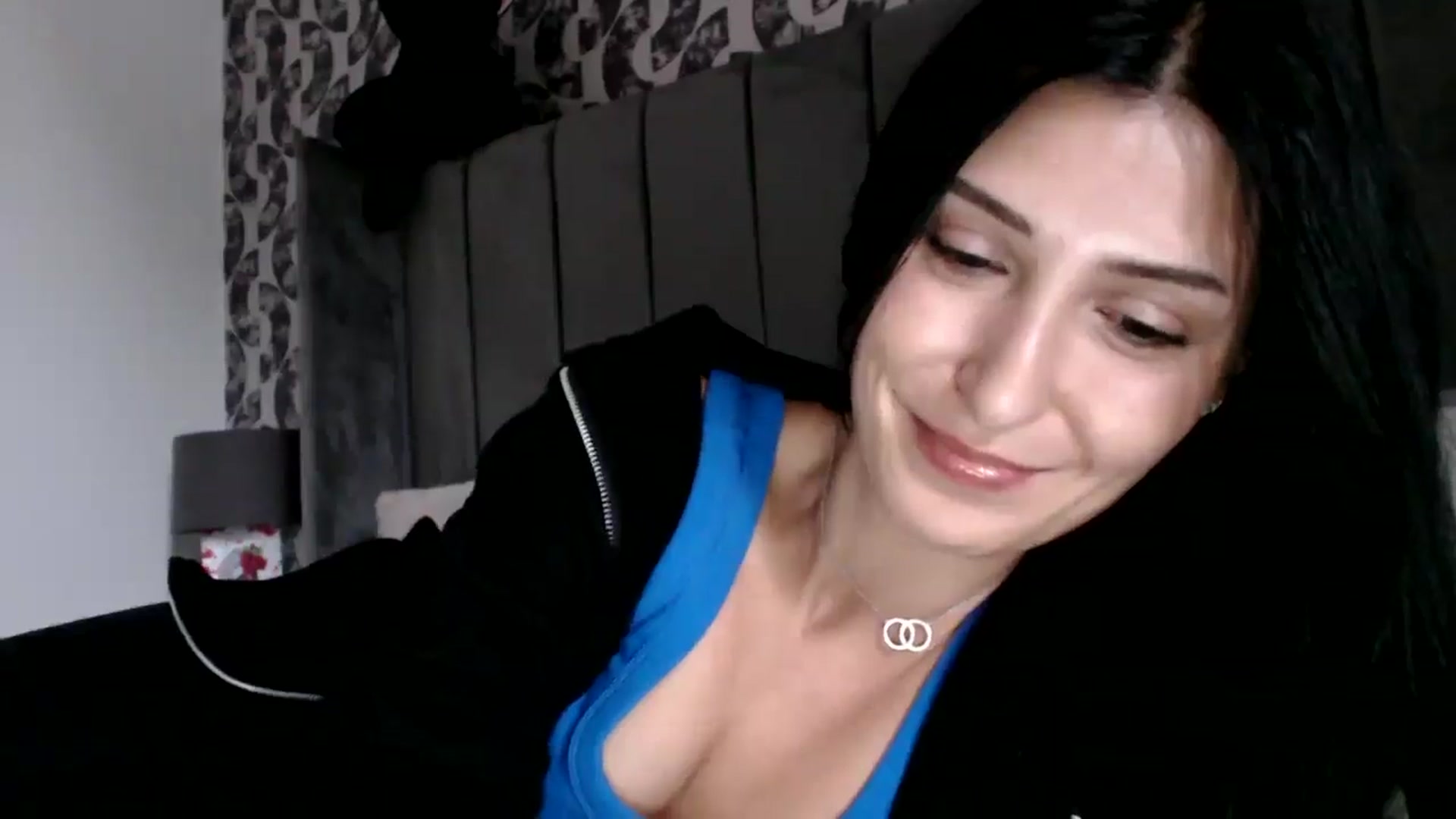 Gallery image thumbnail from MissLeanne's myfreecams stream on, 09/04/2025, 12:40 image 11 of 20