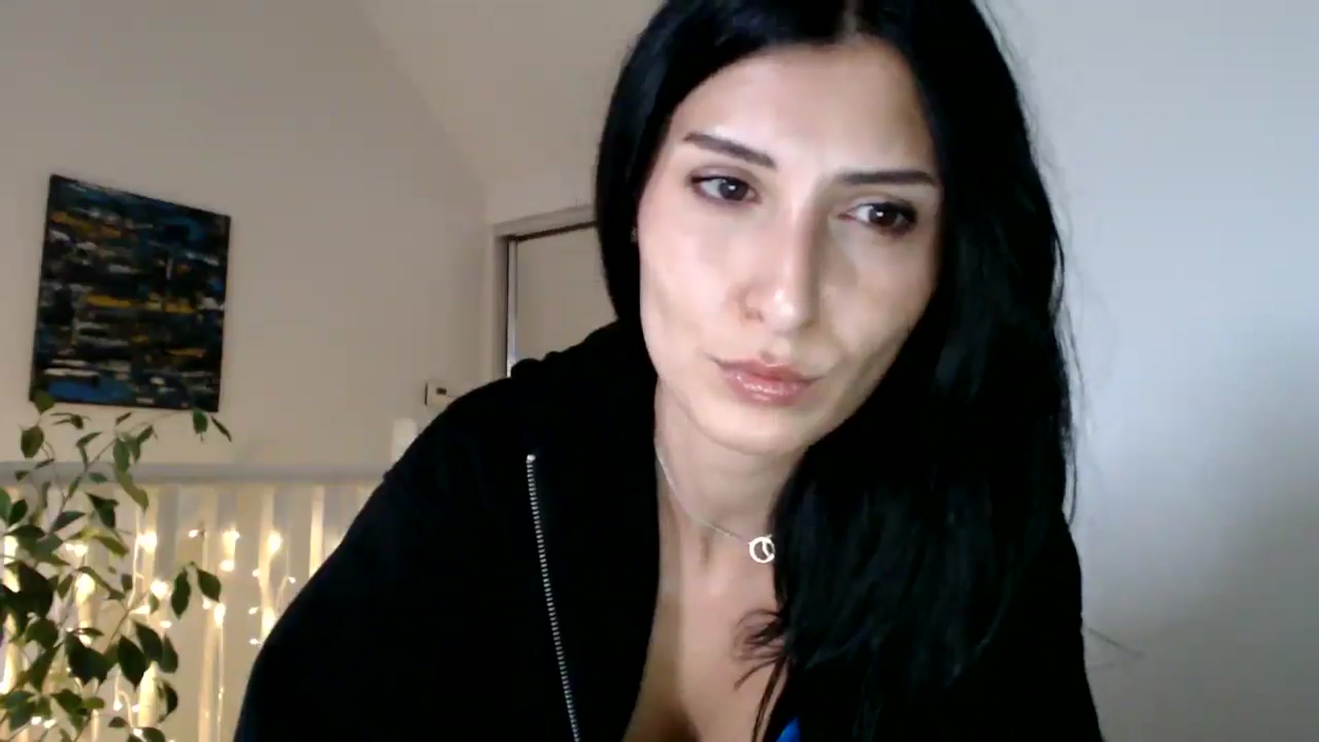 Gallery image thumbnail from MissLeanne's myfreecams stream on, 09/04/2025, 12:40 image 8 of 20