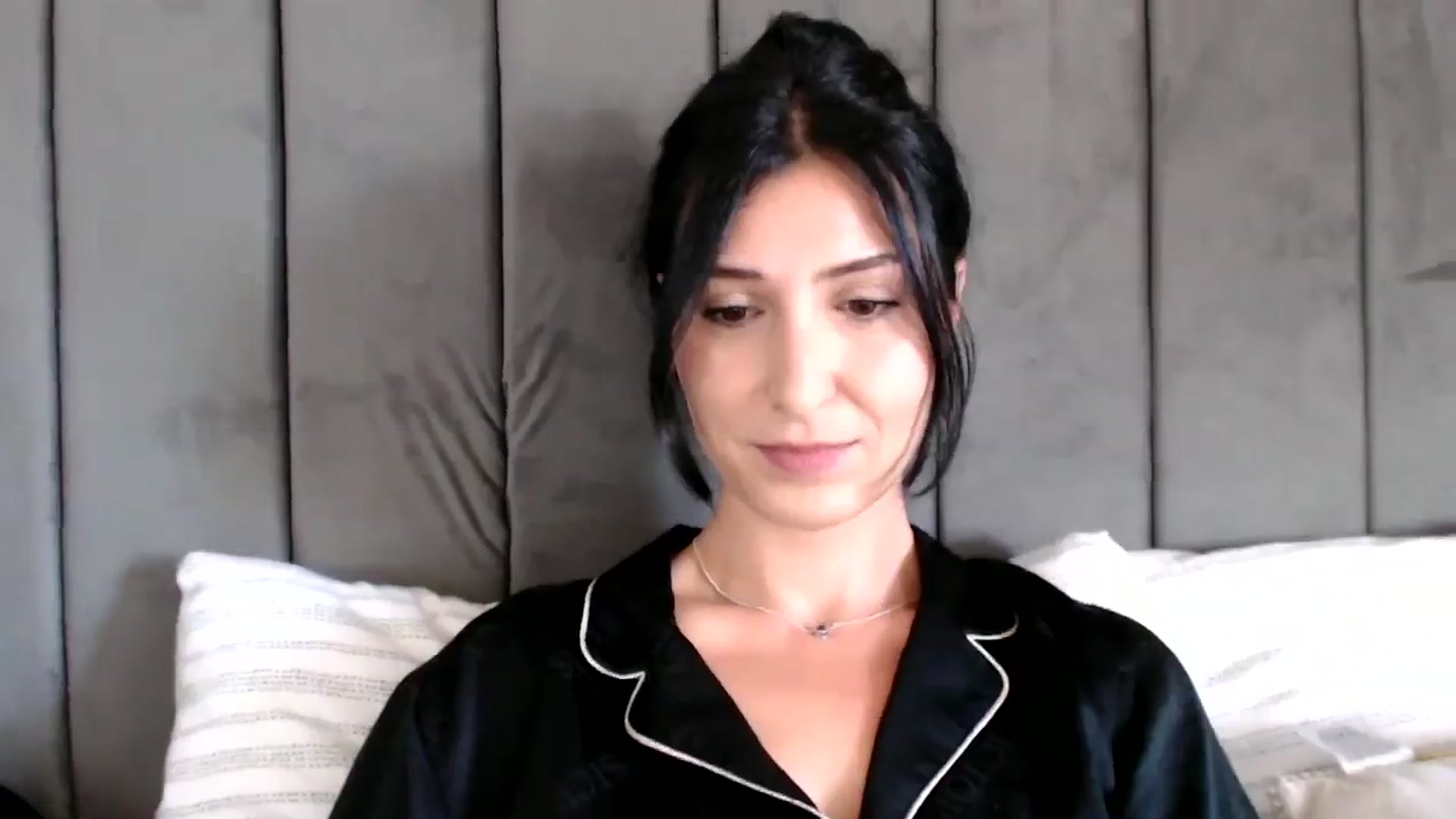 Gallery image thumbnail from MissLeanne's myfreecams stream on, 09/09/2025, 09:25 image 19 of 20