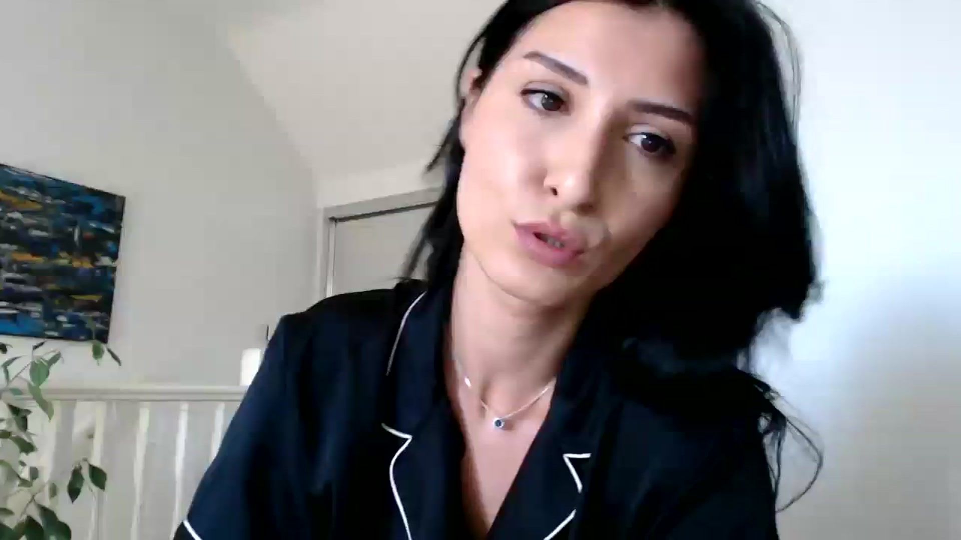 Gallery image thumbnail from MissLeanne's myfreecams stream on, 09/09/2025, 10:15 image 9 of 20