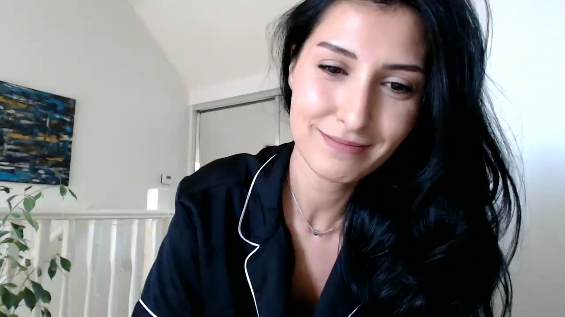 Gallery image thumbnail from MissLeanne's myfreecams stream on, 09/09/2025, 10:15 image 7 of 20