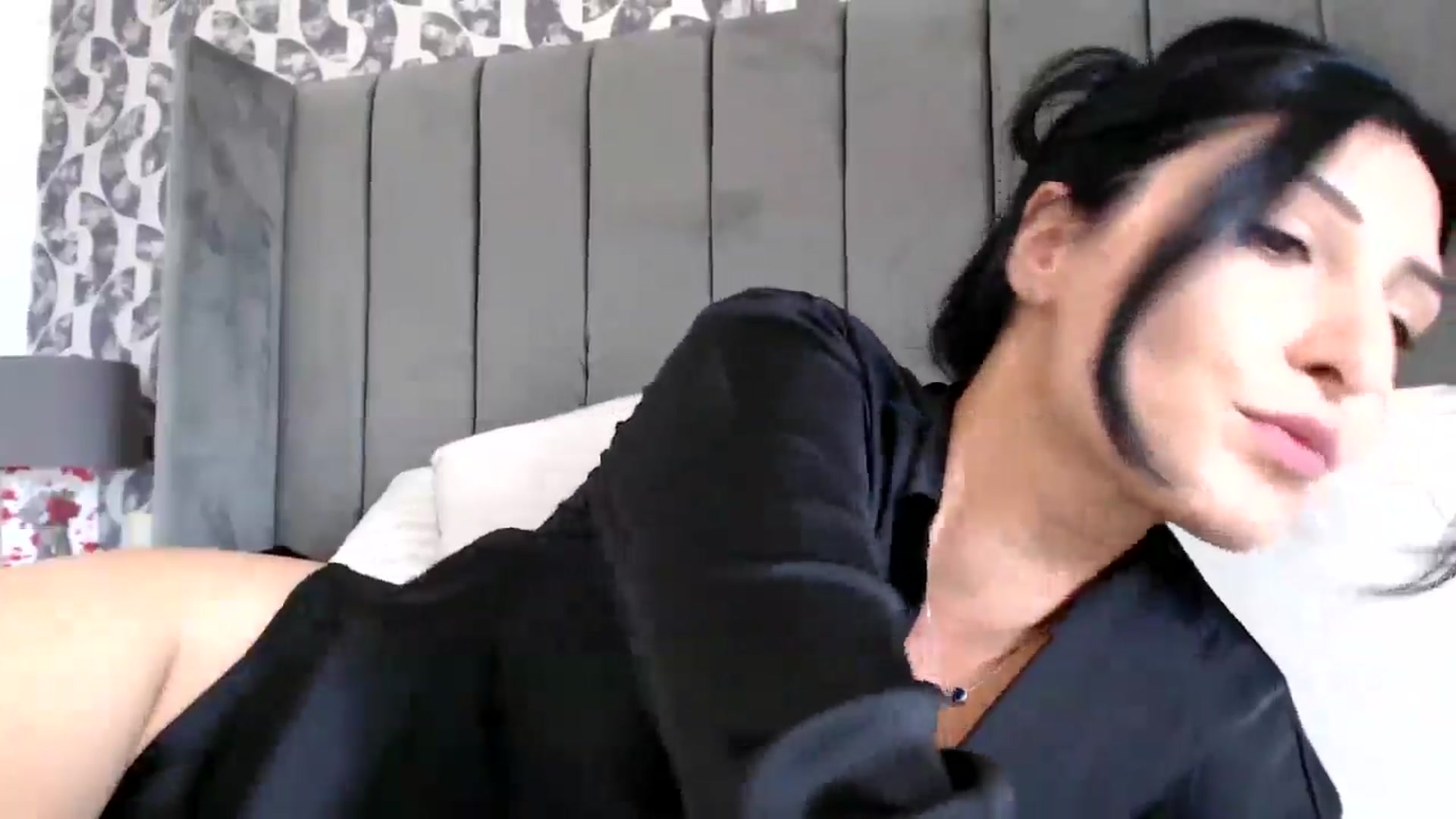 Gallery image thumbnail from MissLeanne's myfreecams stream on, 09/09/2025, 10:49 image 12 of 20