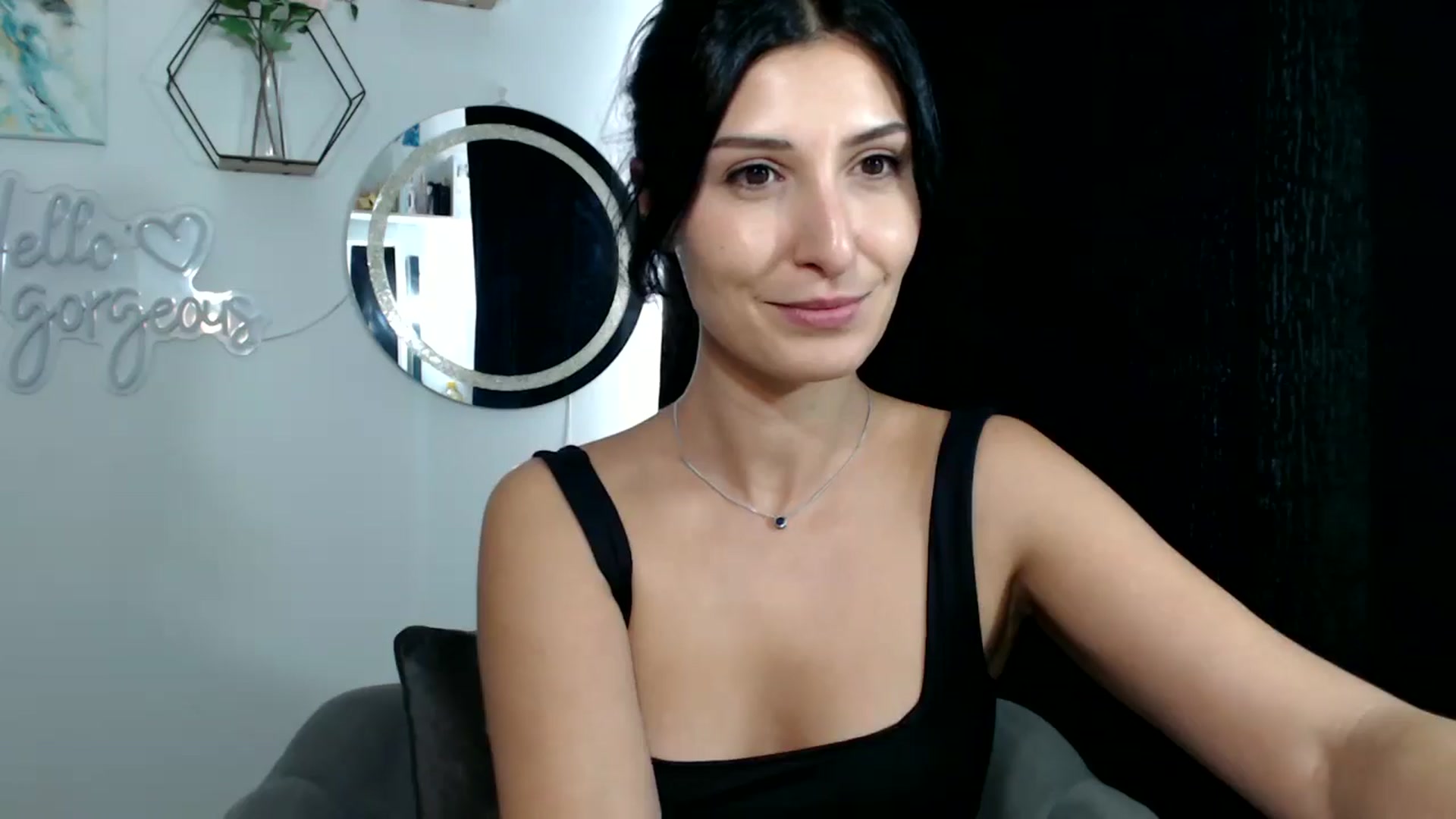 Gallery image thumbnail from MissLeanne's myfreecams stream on, 09/09/2025, 15:10 image 2 of 20