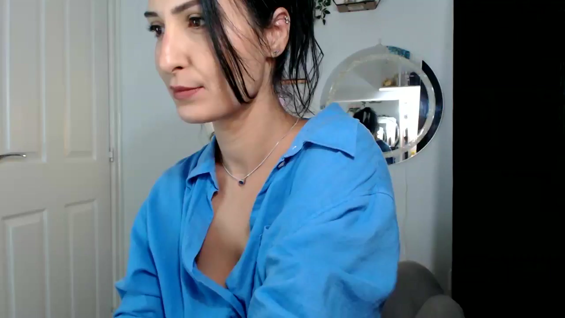 Gallery image thumbnail from MissLeanne's myfreecams stream on, 09/10/2025, 08:28 image 10 of 20