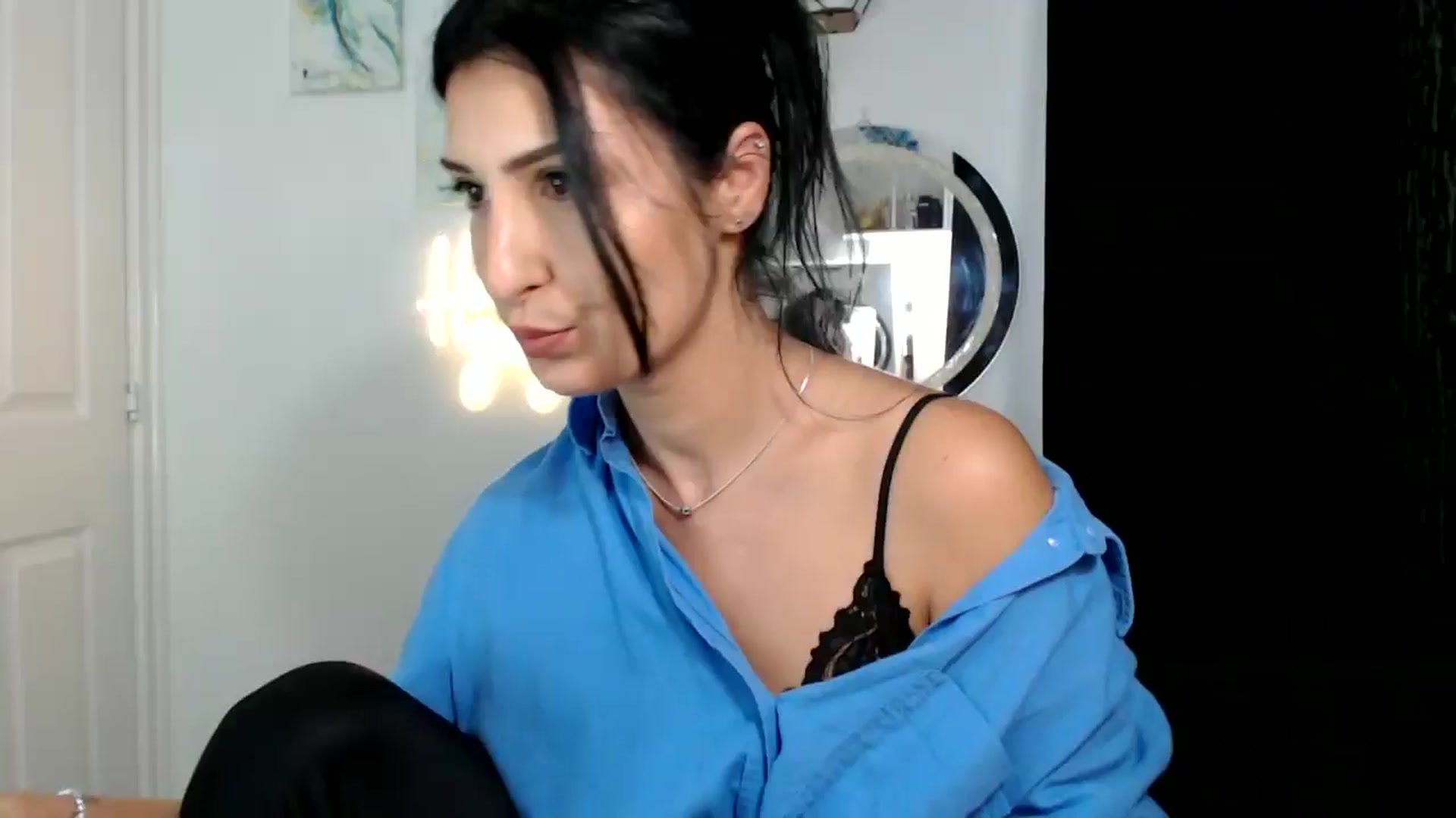 Gallery image thumbnail from MissLeanne's myfreecams stream on, 09/10/2025, 08:28 image 16 of 20