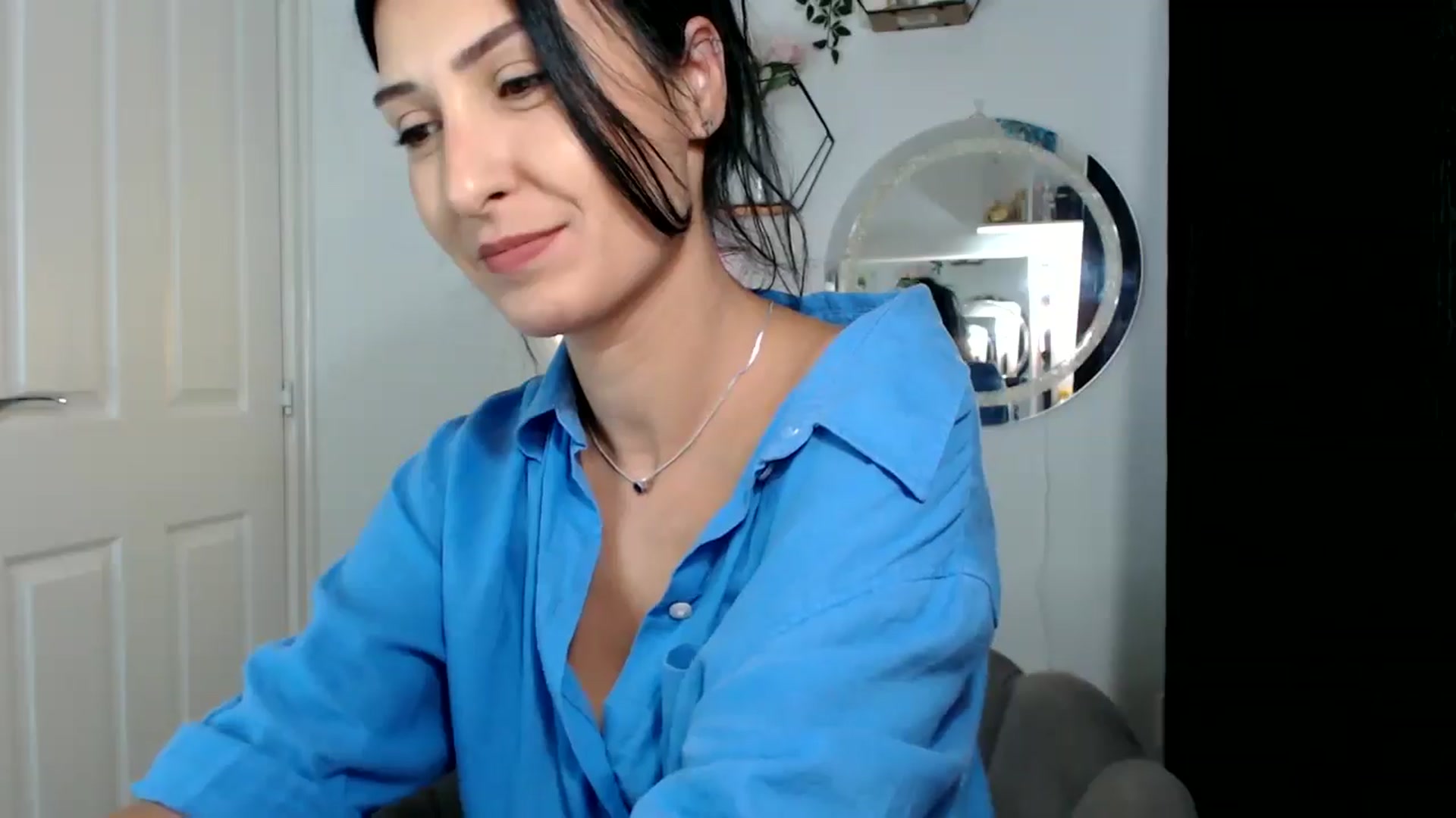 Gallery image thumbnail from MissLeanne's myfreecams stream on, 09/10/2025, 08:28 image 8 of 20