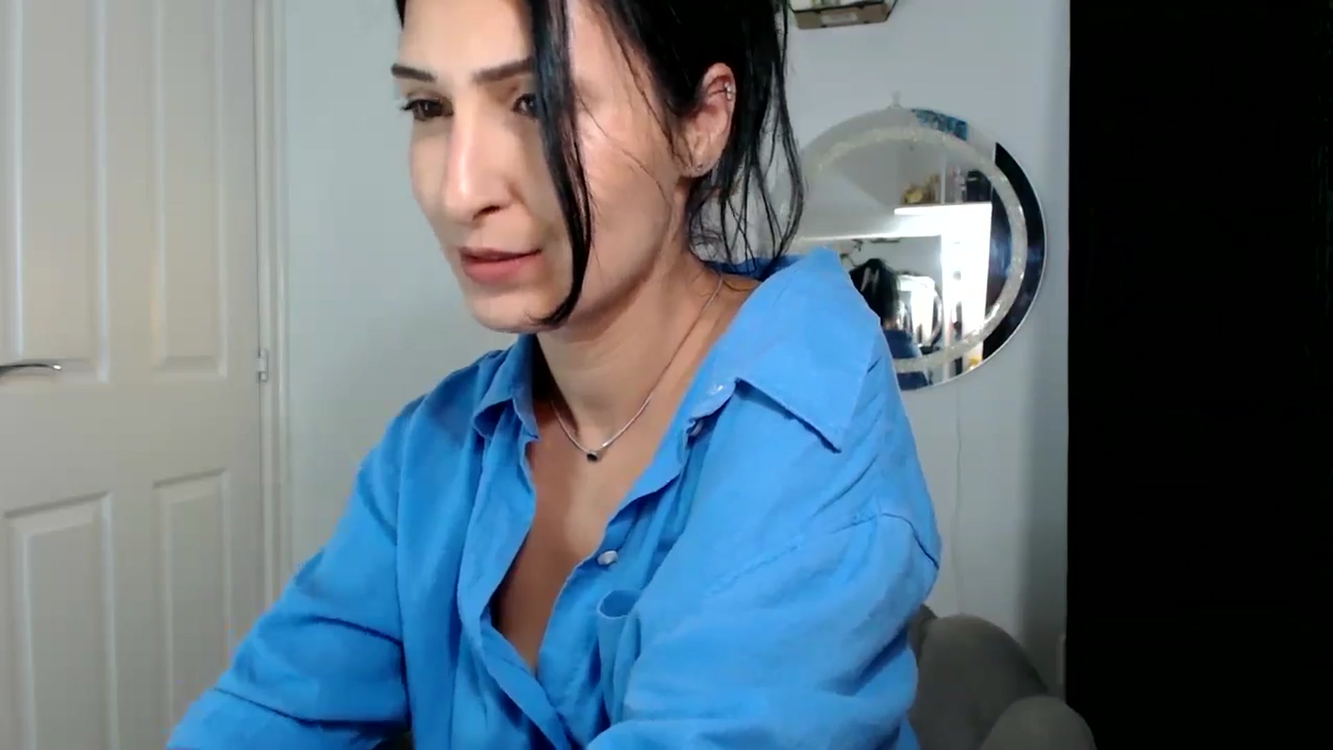 Gallery image thumbnail from MissLeanne's myfreecams stream on, 09/10/2025, 08:28 image 5 of 20