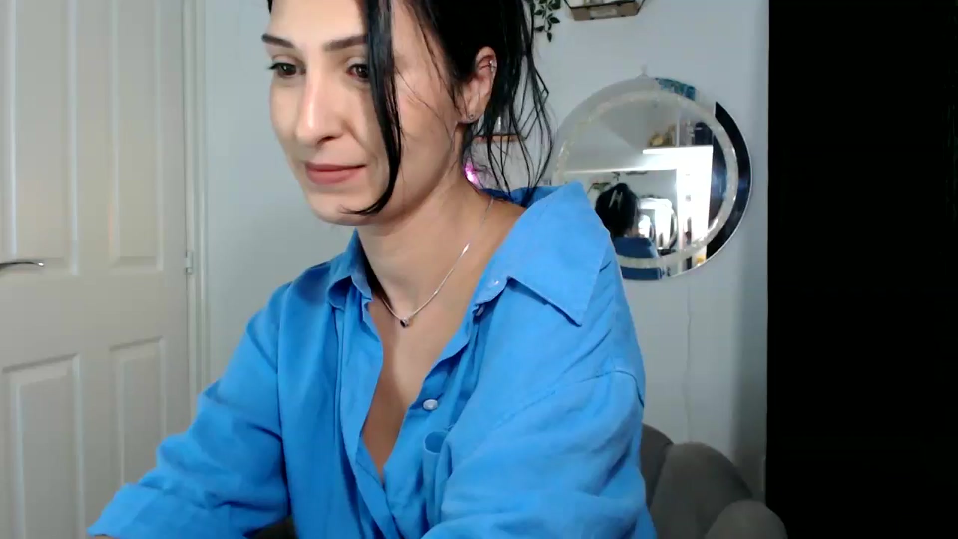 Gallery image thumbnail from MissLeanne's myfreecams stream on, 09/10/2025, 08:28 image 7 of 20
