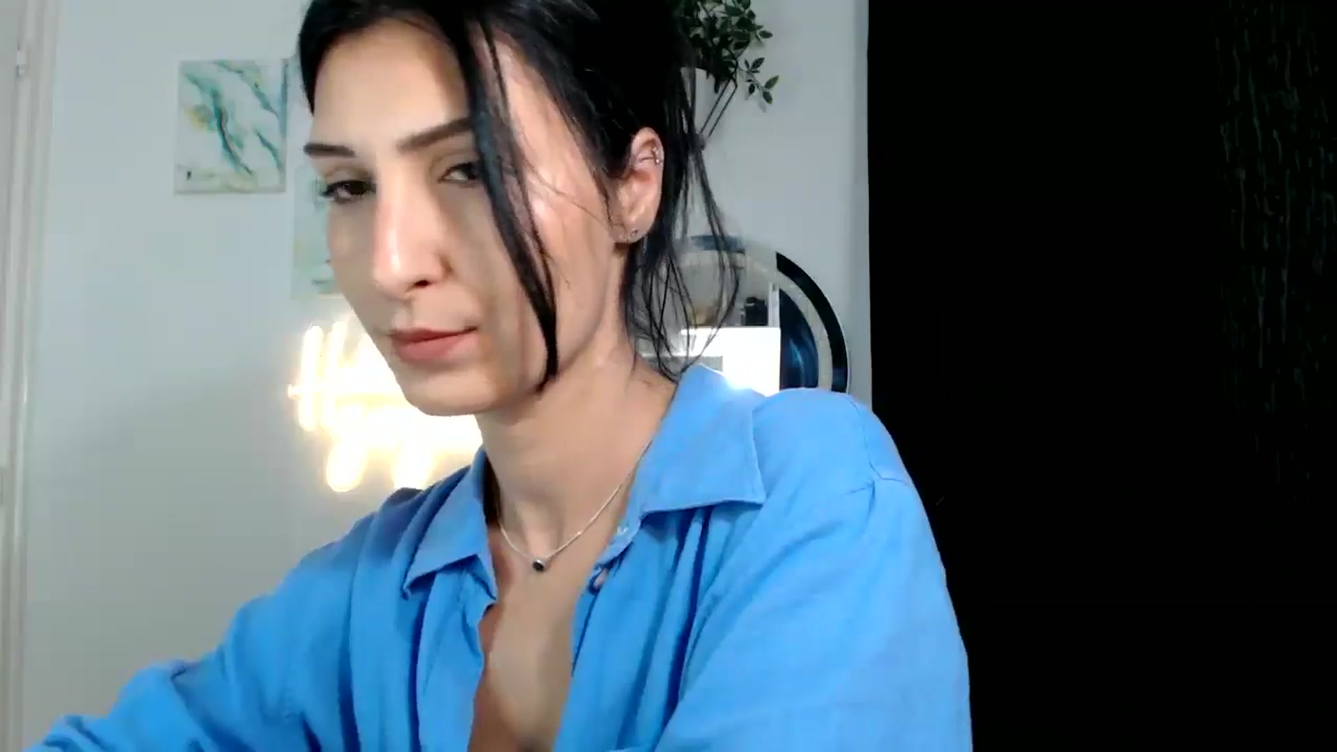 Gallery image thumbnail from MissLeanne's myfreecams stream on, 09/10/2025, 08:40 image 20 of 20