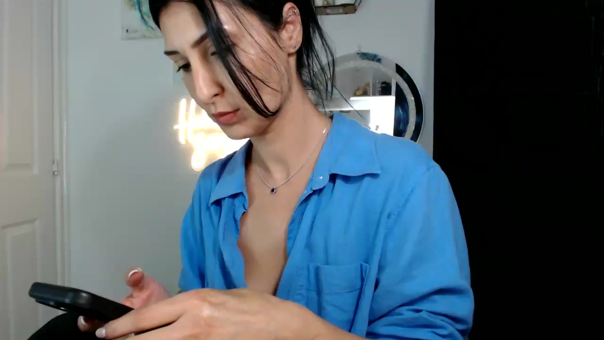 Gallery image thumbnail from MissLeanne's myfreecams stream on, 09/10/2025, 08:40 image 5 of 20