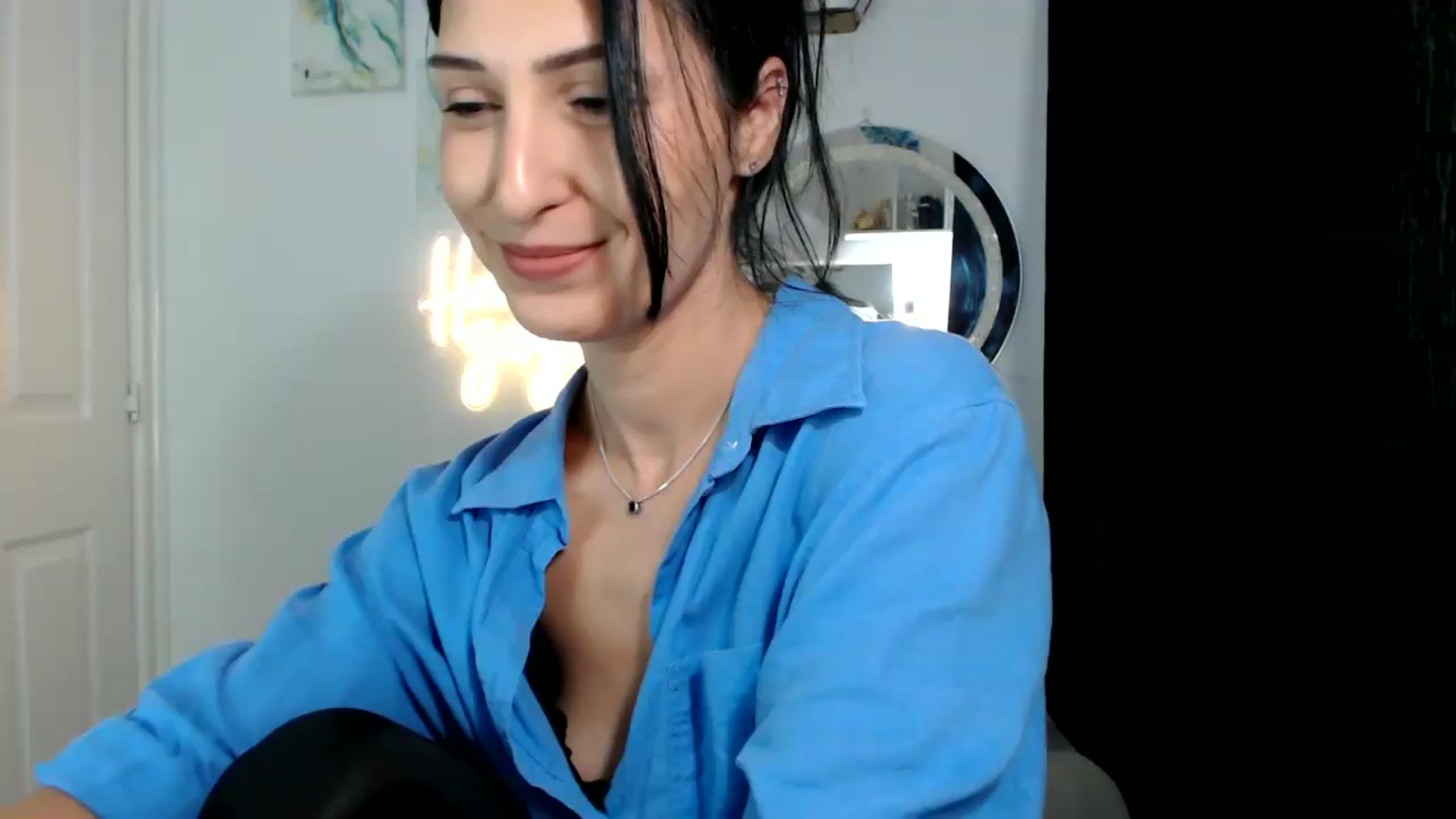 Gallery image thumbnail from MissLeanne's myfreecams stream on, 09/10/2025, 08:40 image 1 of 20