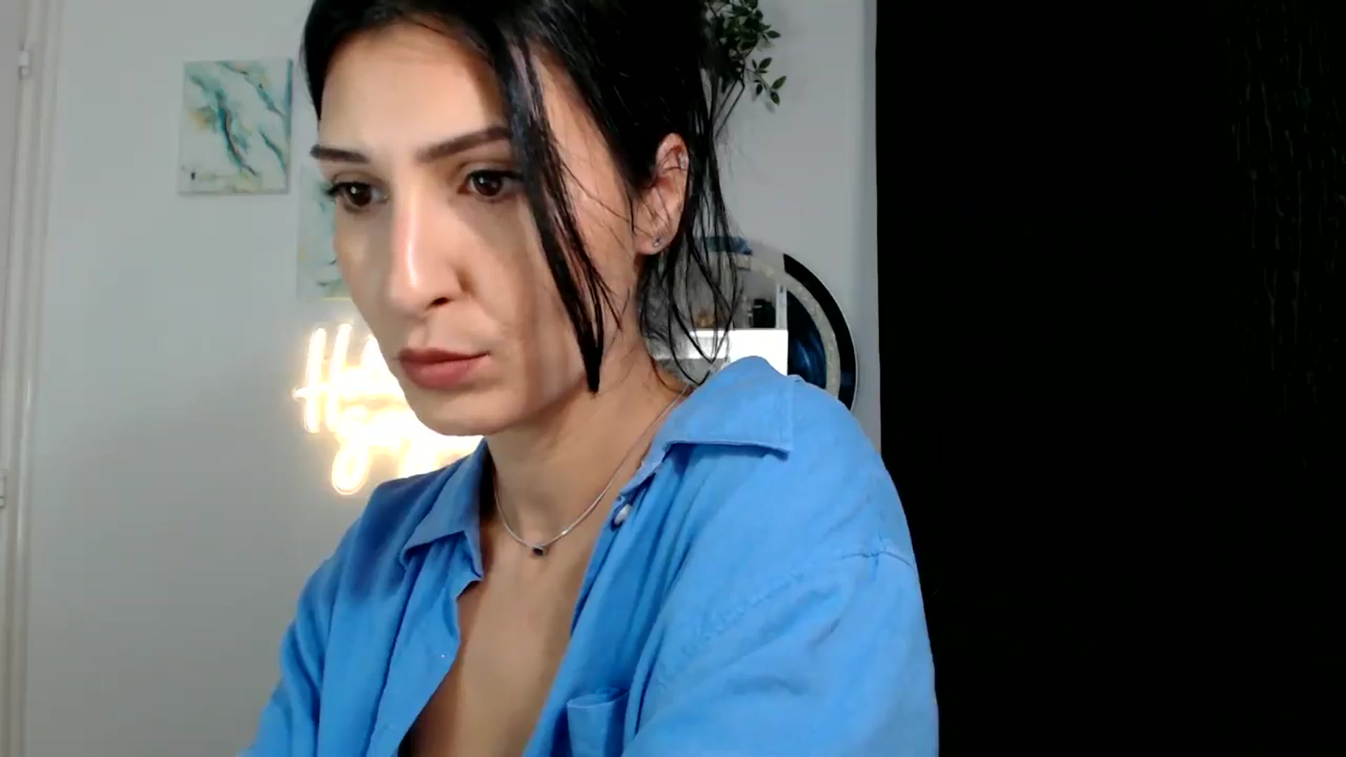 Gallery image thumbnail from MissLeanne's myfreecams stream on, 09/10/2025, 08:58 image 2 of 20