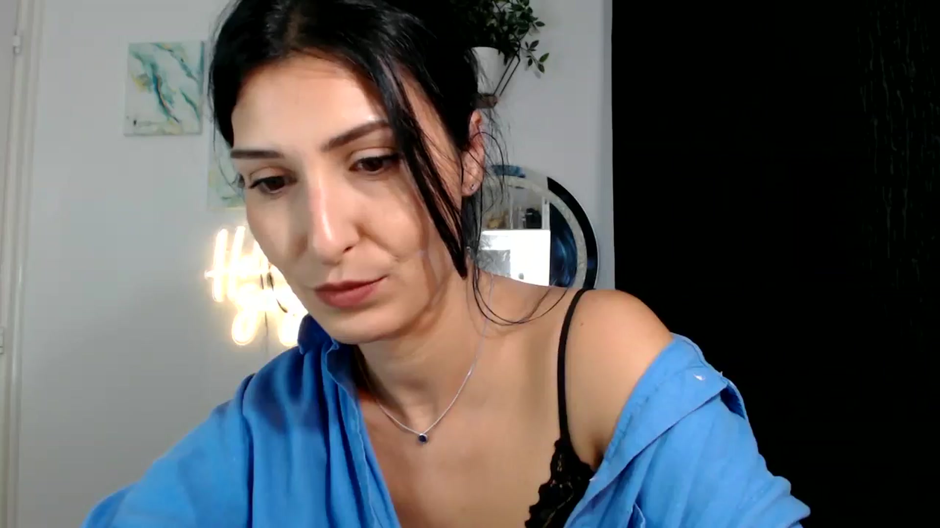 Gallery image thumbnail from MissLeanne's myfreecams stream on, 09/10/2025, 08:58 image 17 of 20