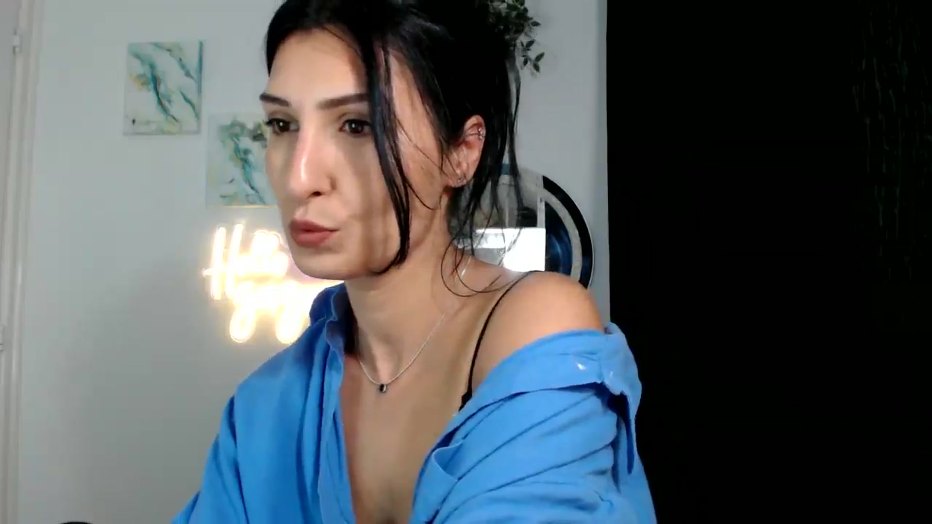 Gallery image thumbnail from MissLeanne's myfreecams stream on, 09/10/2025, 08:58 image 14 of 20