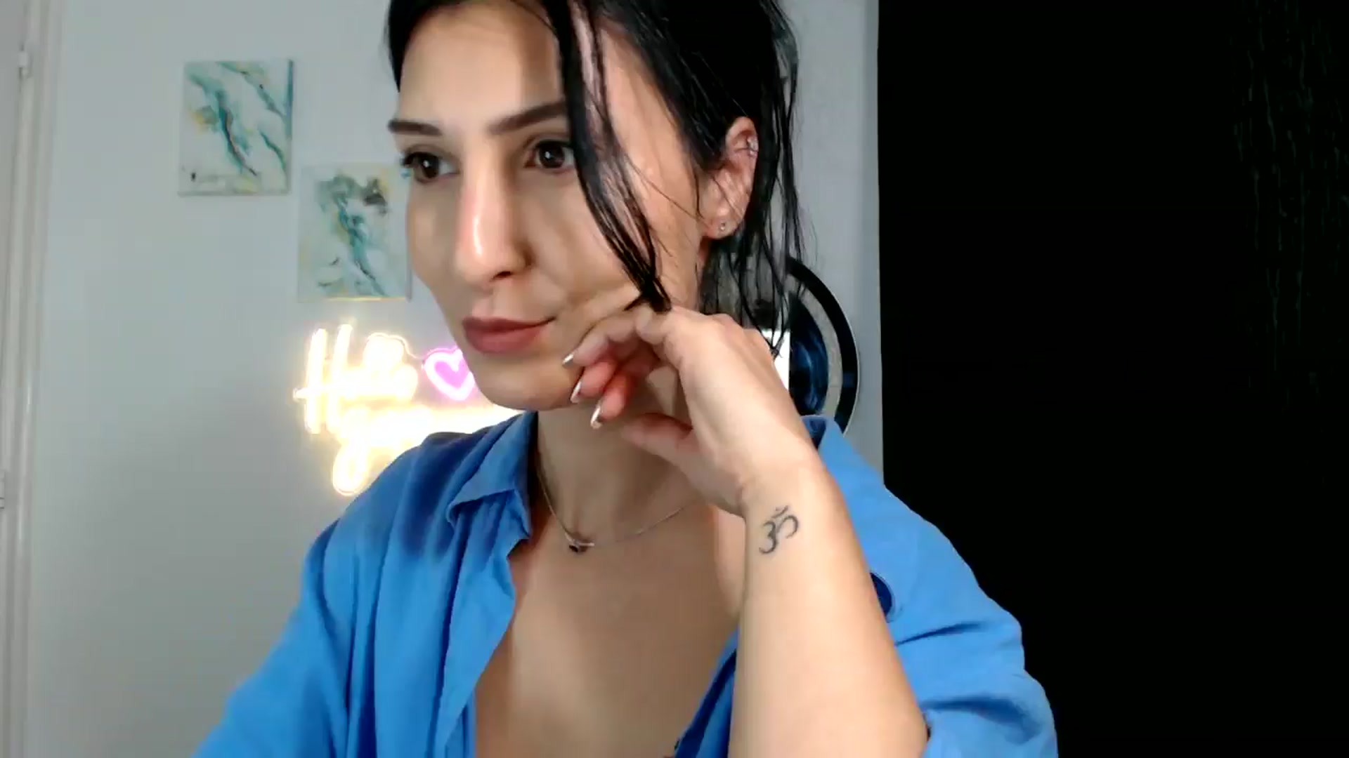 Gallery image thumbnail from MissLeanne's myfreecams stream on, 09/10/2025, 08:58 image 4 of 20