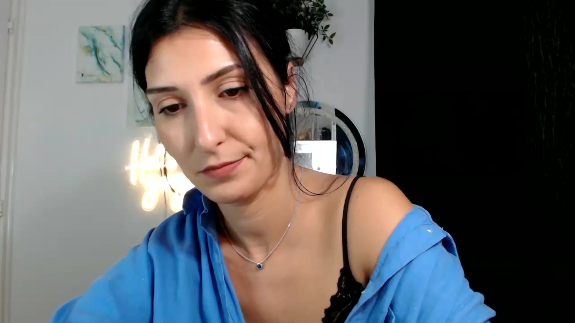 Gallery image thumbnail from MissLeanne's myfreecams stream on, 09/10/2025, 08:58 image 16 of 20