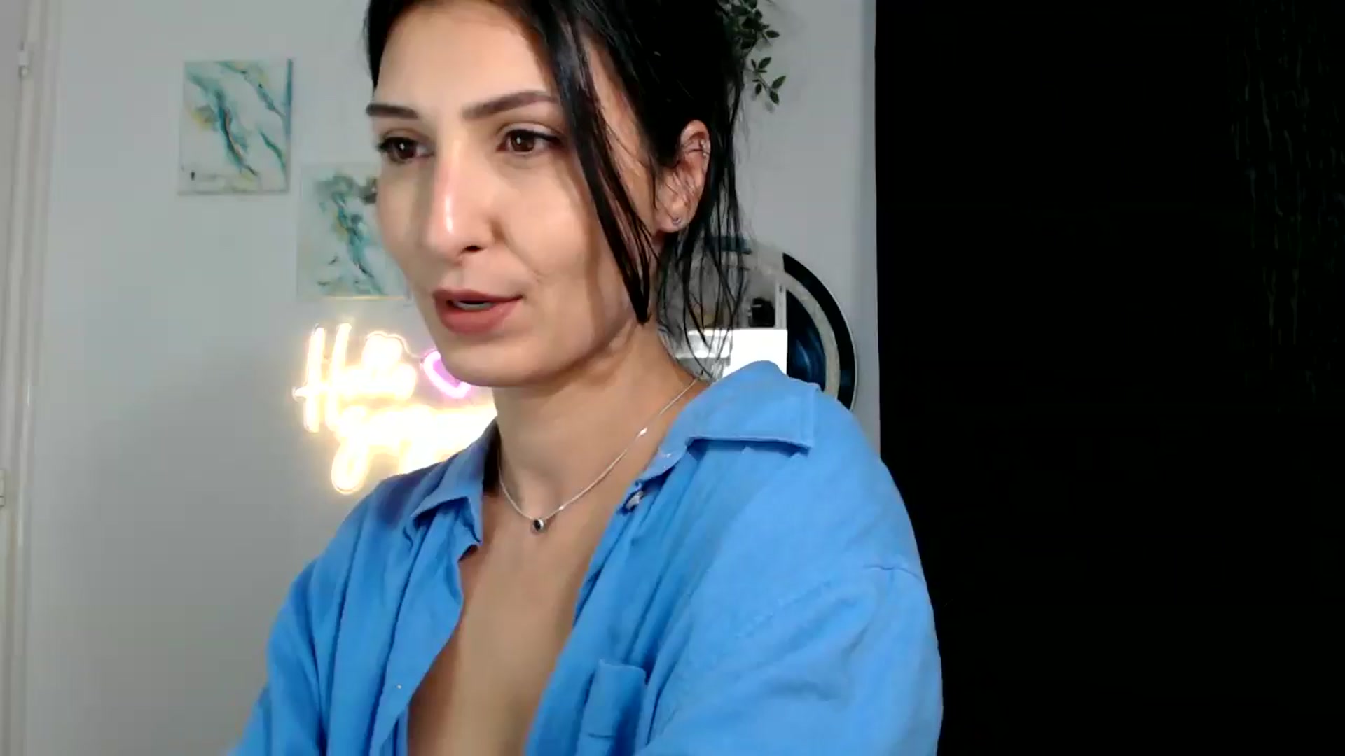 Gallery image thumbnail from MissLeanne's myfreecams stream on, 09/10/2025, 08:58 image 1 of 20
