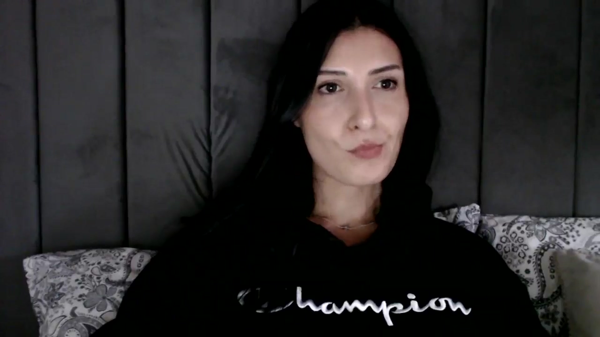 Gallery image thumbnail from MissLeanne's myfreecams stream on, 09/10/2025, 12:11 image 20 of 20
