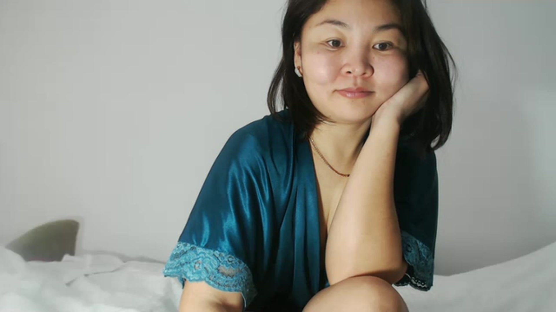 Gallery image thumbnail from MissLeilya's myfreecams stream on, 02/13/2023, 05:02 image 8 of 20