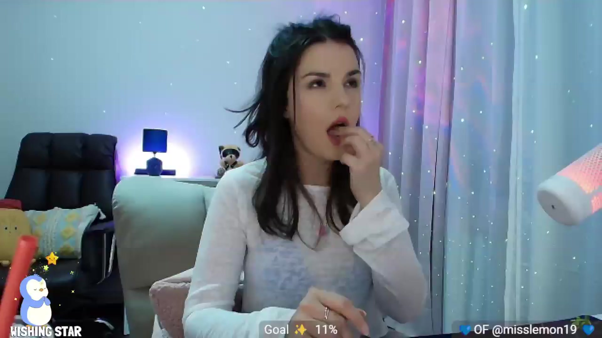 Gallery image thumbnail from MissLemonOG's myfreecams stream on, 08/08/2026, 19:45 image 4 of 20