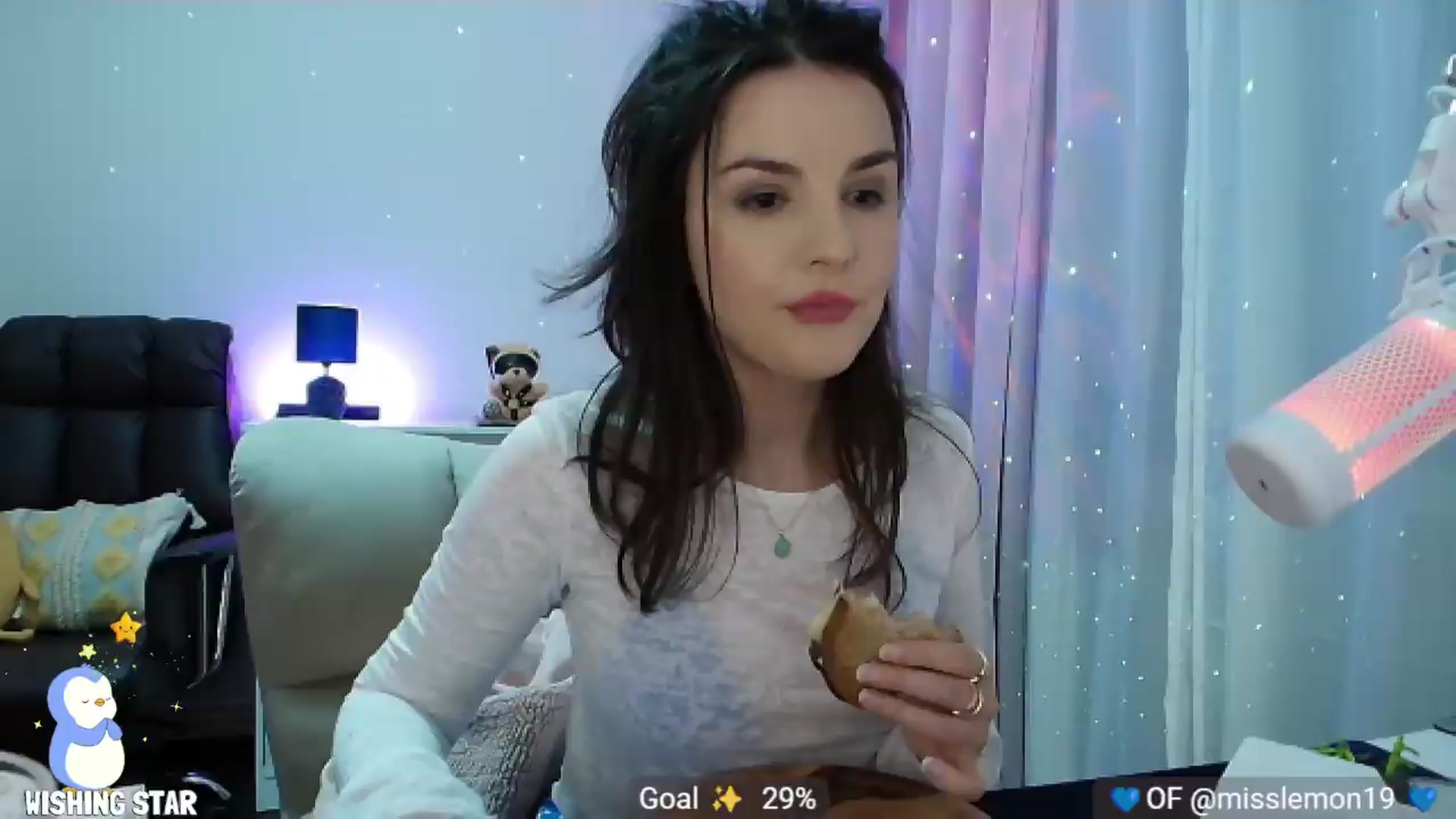 Gallery image thumbnail from MissLemonOG's myfreecams stream on, 08/08/2026, 22:18 image 2 of 20