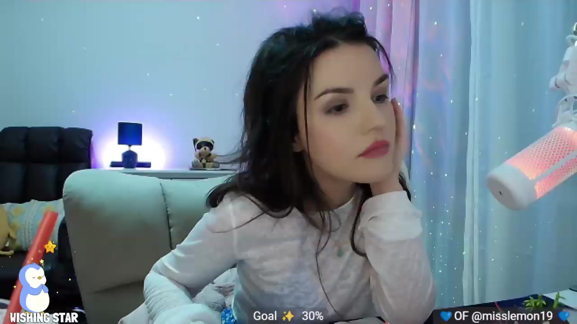Gallery image thumbnail from MissLemonOG's myfreecams stream on, 08/08/2026, 22:18 image 15 of 20