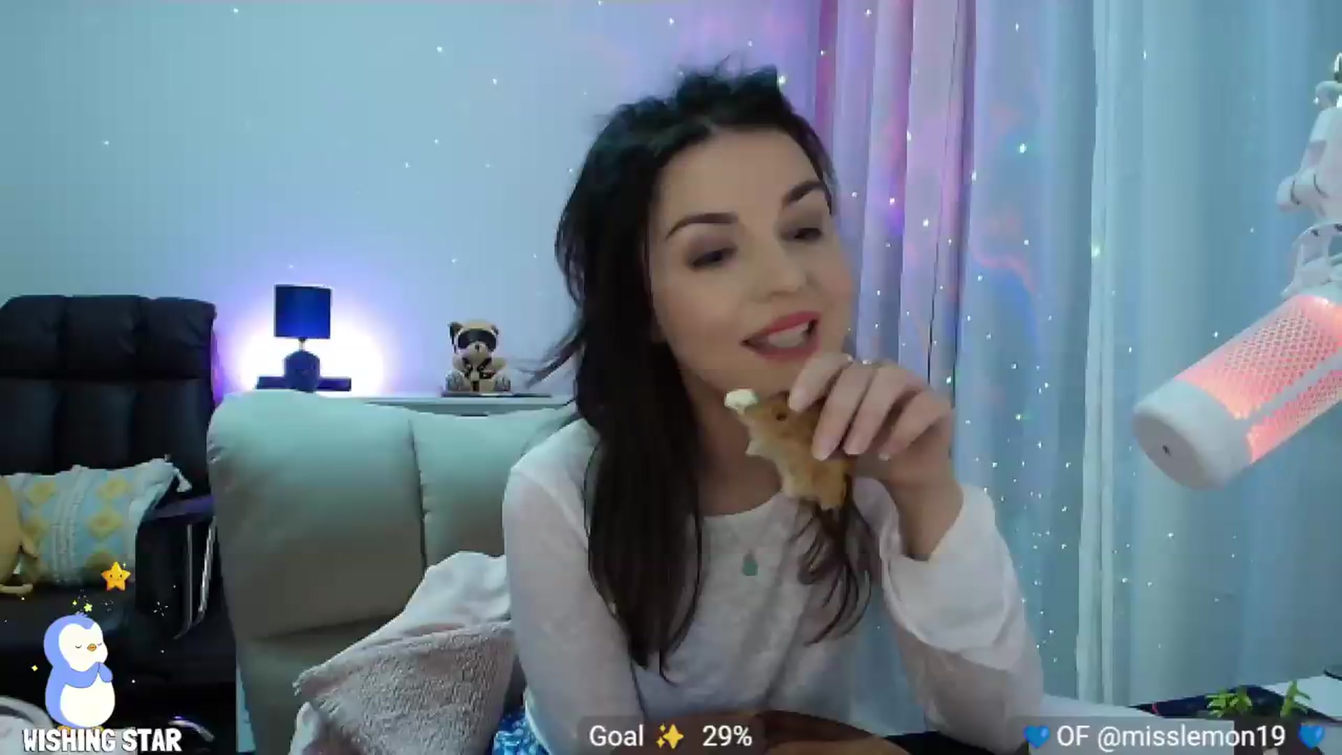 Gallery image thumbnail from MissLemonOG's myfreecams stream on, 08/08/2026, 22:18 image 4 of 20