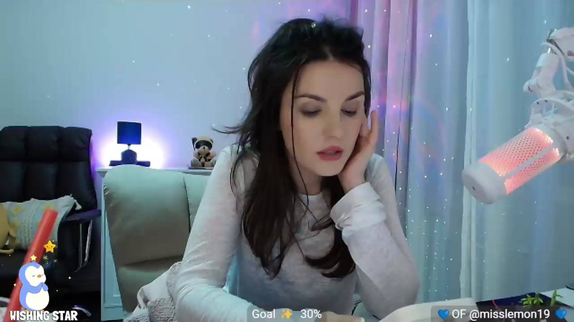 Gallery image thumbnail from MissLemonOG's myfreecams stream on, 08/08/2026, 22:18 image 19 of 20